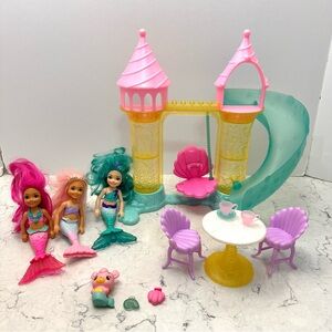 2020 Mattel Barbie Dreamtopia Mermaid Playground Chelsea Partial Set + Extras